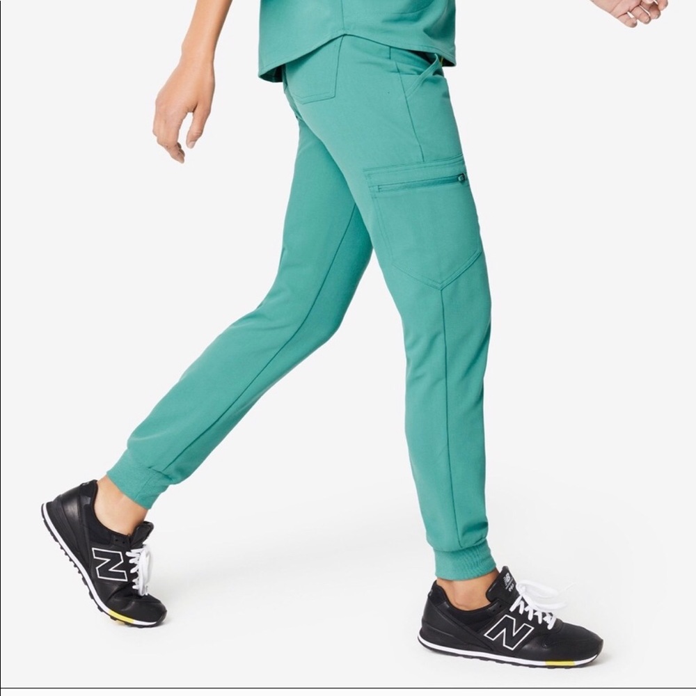 NWT FIGS Marine Zamora Joggers - S